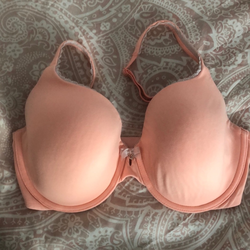 Victoria’s Secret body by Victoria 34DD